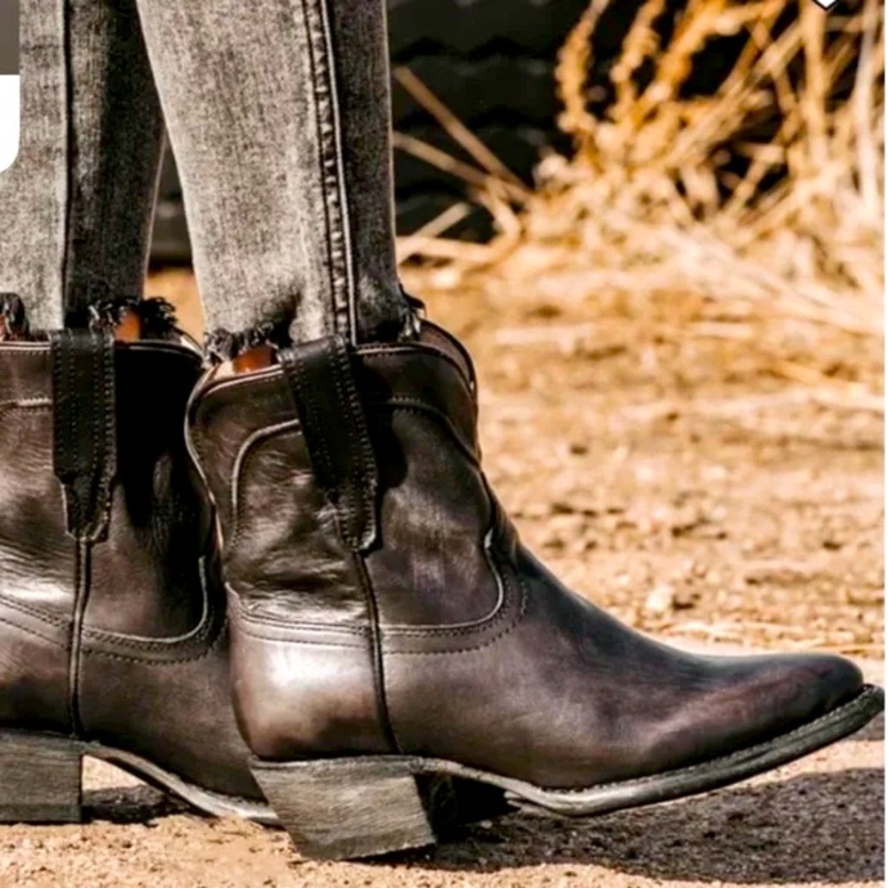 Freebird by Steven Shoes || Zamora Black Leather Boots Size 9